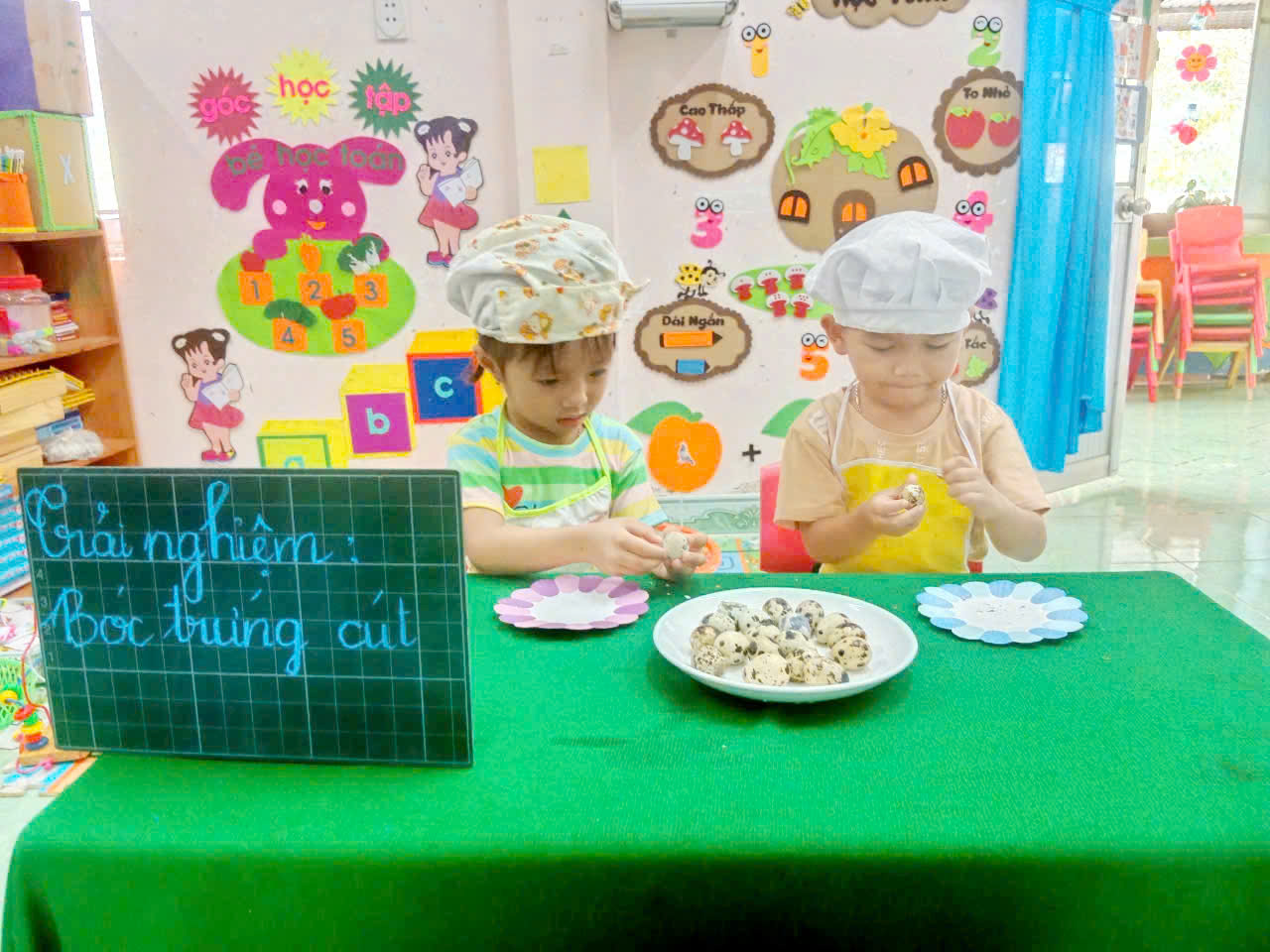 Tổ chức hoạt động trải nghiệm cho trẻ ở trường mầm non Ba Lế